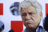 নিন্দার ঝড়, উরি শহিদ ও পাকিস্তানি অভিনেতাদের নিয়ে কী বললেন ওম পুরী?