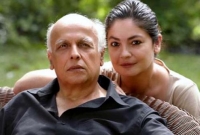 আমার মেয়ে না হলে, ওকেই বিয়ে করতাম : মহেশ ভাট