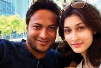 আয়নাবাজি’র টিকেট পেলেন না সাকিব-শিশির দম্পতি!