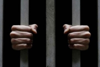 বাবা-মা নিজ সন্তানকে ঘরে বন্দি করে রাখে দীর্ঘ ৩০ বছর, কিন্তু কেন?