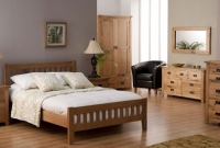 দুর্ভাগ্য এড়াতে চান? তাহলে এই জিনিসগুলি ভুলেও খাটের নীচে রাখবেন না