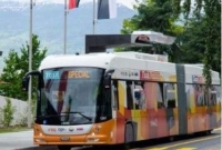 মাত্র ১৫ সেকেন্ড চার্জ নিলেই এই বাস ছুটবে ২ কিমি!