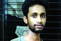 ‘আপুকে বাঁচান উনি মারা যাচ্ছেন’