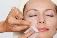 মুখের অবাঞ্ছিত রোম দূর করার সহজ ঘরোয়া উপায়