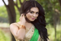 ‘লাঠিখেলায় পারদর্শী এক মেয়ে আমি’