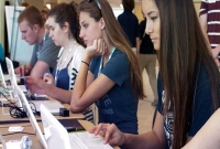 এই ৭টি সহজ উপায়ে আপনার তথ্যগুলো গোপন রাখুন