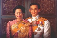 থাইল্যান্ডের মানুষের কাছে কেন এত জনপ্রিয় ছিলেন প্রয়াত রাজা ভূমিবল?