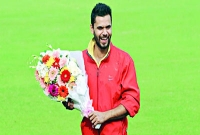 আমি মাশরাফি নামের জীবন্ত এক বীরশ্রেষ্ঠকে দেখেছি