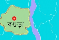  বিয়ের দাবিতে প্রেমিকের বাড়িতে অনশন