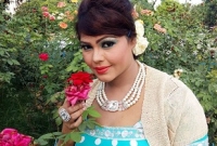 চলচ্চিত্রে নিয়মিত হতে চান নাসরিন