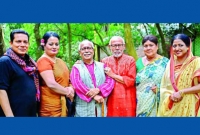 চাপাবাজি নিয়ে ব্যস্ত তারকারা চাপাবাজি নিয়ে ব্যস্ত তারকারা