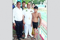 জেলায় সেরা এক পাওয়ালা ১১ বছরের এই কিশোর সাঁতারু