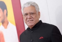 ইসলাম ছাড়া অন্য কোনও ধর্ম থাকা উচিত নয় : ওম পুরী