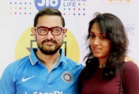 আমির খান নাকি যে অভিনেত্রীদের হাতে থুতু ফেলেন, তারাই এক নম্বর হন! আমির খান নাকি যে অভিনেত্রীদের হাতে থুতু ফেলেন, তারাই এক নম্বর হন!