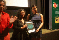 প্যারিসে জুরি পুরস্কার পেল বাংলাদেশি ছবি ‘আন্ডার কনস্ট্রাকশন’ প্যারিসে জুরি পুরস্কার পেল বাংলাদেশি ছবি ‘আন্ডার কনস্ট্রাকশন’