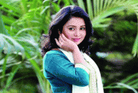 অবসরে ফারহানা মিলি!