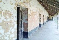 মাটির স্কুল, এখান থেকে শিক্ষা লাভ করেছেন হাজার হাজার শিক্ষার্থী