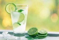 অপারেশন ছাড়াই এই ফলের রসে গলবে কিডনির পাথর