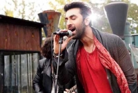 তিন বছর পর হিটে ফিরলেন, মুশকিলই তাঁর কেরিয়ার আসান করে দিল তিন বছর পর হিটে ফিরলেন, মুশকিলই তাঁর কেরিয়ার আসান করে দিল