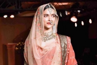 ‘‌পদ্মাবতী’‌কে আগলে রাখছেন বনসালি!