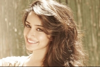 ফারহান আখতারের সঙ্গে সম্পর্ক নিয়ে মুখ খুললেন শ্রদ্ধা