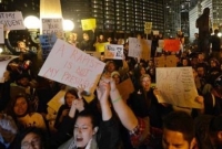 'ট্রাম্পকে দেশ ছাড়া করো' স্লোগানে বিক্ষোভ কি কোনও ভীতি থেকে?