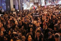 যুক্তরাষ্ট্রজুড়ে ট্রাম্পবিরোধী ভয়াবহ বিক্ষোভ, ছড়িয়ে পড়ছে একটির পর একটি শহরে