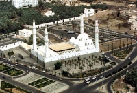 সর্ব প্রথম জুমআর খুতবায় যা বলেছিলেন মহানবী (স:)