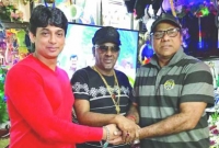 এবার নির্বাচনে প্রার্থী হচ্ছেন মিশা-জাবেদ