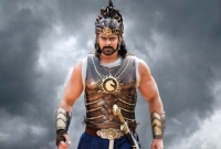 ‘বাহুবলী’র প্রযোজকের অফিস ও বাড়িতে আয়কর দফতরের হানা