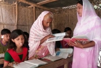 তেষট্টি বছর বয়সে স্কুলে যাচ্ছেন বাশিরন নেসা