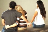 যে লক্ষণ দেখে বুঝবেন আপনার উনি পরকীয়ায় আসক্ত