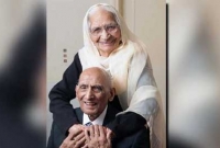 ৮৮ টা প্রহর একসঙ্গে কাটালেন এই দম্পতি