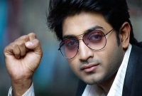 নায়ক বাপ্পীর কণ্ঠ পরিবর্তন করার কারণে পরিচালকের বিরুদ্ধে মামলা