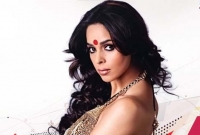 সর্বস্ব লুঠ হয়ে গেল মল্লিকা শেরাওয়াতের