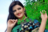 কচ্ছপ গতিতে শেষ পরীমনির ‘প্রেম আমার প্রিয়া’