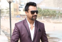 মহিলাকে অশ্লীল ছবি, গ্রেফতার 'বিগ বস'-খ্যাত বলিউড অভিনেতা