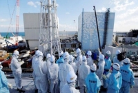 শক্তিশালী ভূমিকম্পের পর জাপানে সুনামির আঘাত, হুমকির মুখে পারমাণবিক চুল্লি শক্তিশালী ভূমিকম্পের পর জাপানে সুনামির আঘাত, হুমকির মুখে পারমাণবিক চুল্লি