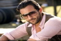 হবু সন্তানের জন্য কী উপহার কিনলেন সাইফ আলি খান?