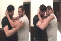 রহস্যের জট খুললো শাহরুখের বাড়িতে