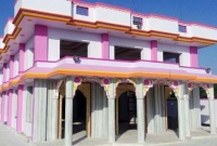 হিন্দু মন্দির নির্মানে স্বেচ্ছায় জমি দিলেন প্রতিবেশী মুসলিমরা