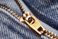 কখনো জানতে ইচ্ছে হয়েছে, সব জিপারেই কেন লেখা থাকে ‘YKK’?