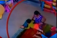 বেবি কেয়ারে শিশুকে মারধরের ভিডিও ভাইরাল