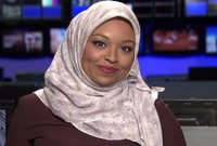 কানাডায় এই প্রথমই হিজাব পরে টিভি উপস্থাপনায় জিনেলা মাসা