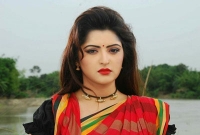 পরীমণির সম্পর্কে একি বললেন ওয়াকিল আহম্মেদ