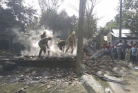 বিয়ে বাড়িতে ঢুকে বধূর ব্লাউজ় ছিঁড়লো বখাটেরা, প্রতিবাদ করায় খুন যুবক