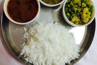 এই ছোট্ট কৌশলেই ভরপেট ভাত খেলেও জমবে না মেদ