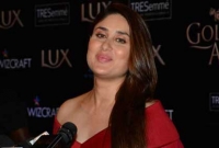 '২০ ডিসেম্বরেই সন্তানের জন্ম দিতে পারেন কারিনা'