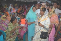 ভোট চাইবো আমরা, আপনি না : আইভীকে এলাকাবাসী