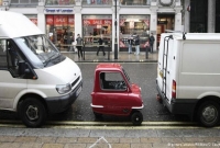 বিশ্বের সবচেয়ে ছোট গাড়িটির ওজন কত, কোথায় তৈরি হয়েছিল জানেন?